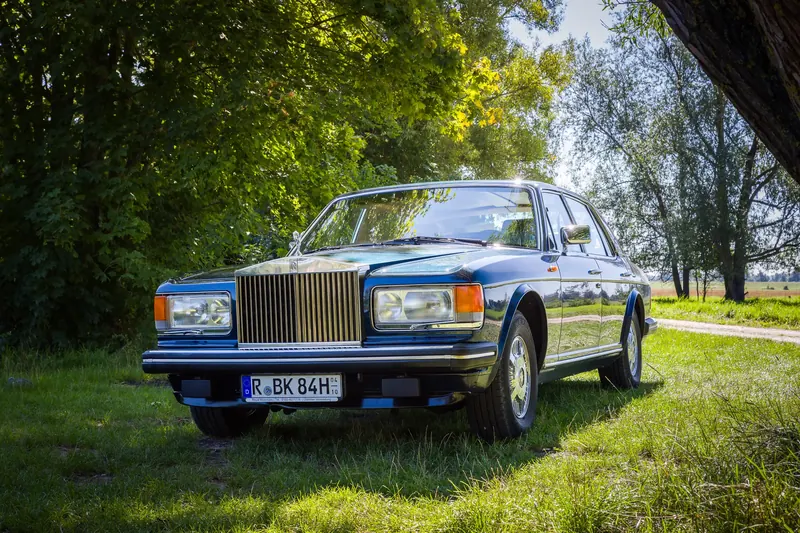 Rolls-Royce Silver Spur 1984 Royal Blue Dreiviertelansicht
